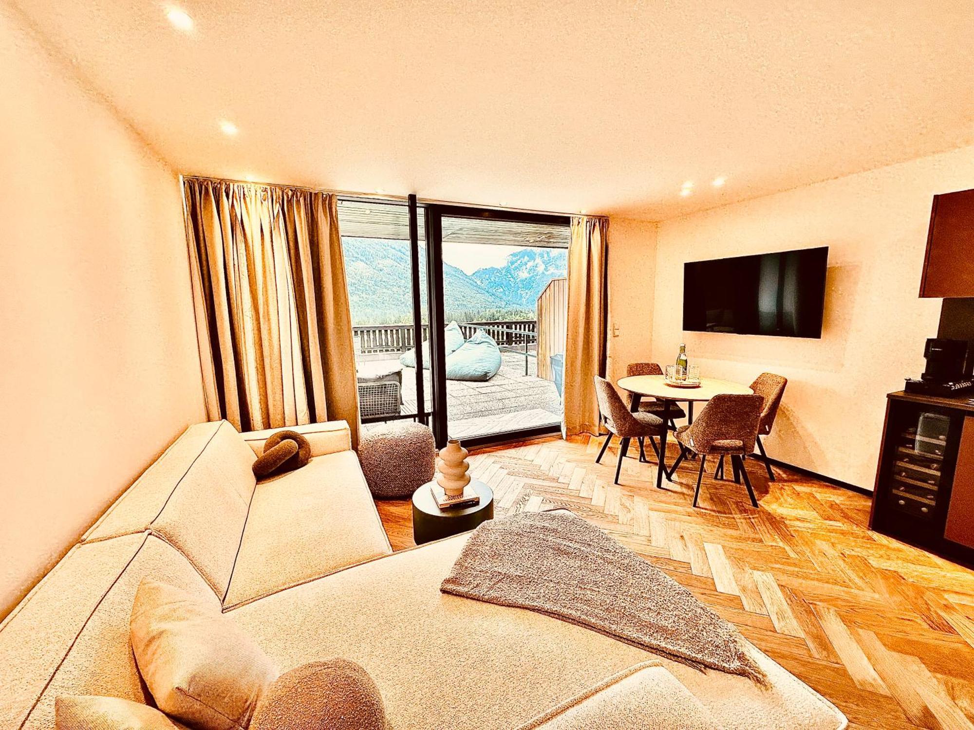 Das Alpenzeit Appartement Mit Just Private Terrasse (Adults Only) Bad Aussee Exteriör bild