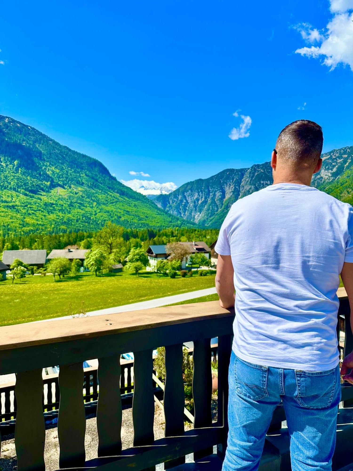 Das Alpenzeit Appartement Mit Just Private Terrasse (Adults Only) Bad Aussee Exteriör bild